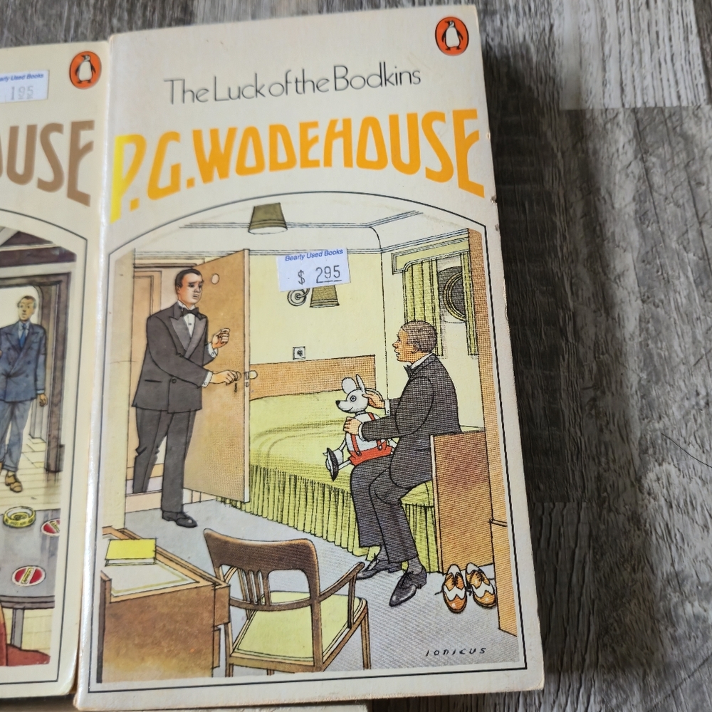 Paperbacks - Picture 4 of 8